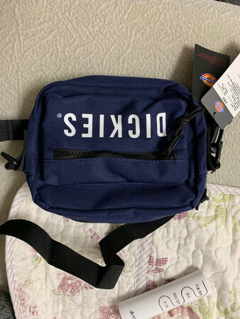还不错?
朋友很喜欢?
做工细致，大小也合适?