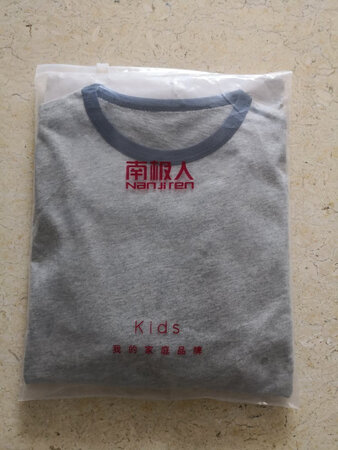 南极人的衣服很不错，柔软舒适，小孩子特别喜欢你。
