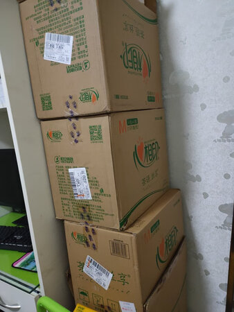 一直都用心相印纸巾，超级划算，纸张也很好，给同事也买了好多，?