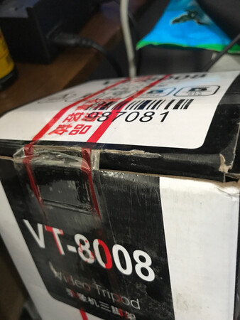 外形外观：小巧 但又感觉很扎实
防抖效果：超出了预期 很稳
兼容性能：各种相机及手机夹等等 都是没问题的
灵敏度：是不是因为新的原因 有点紧 应该用用就好了
操作难易：操作非常简单便捷
其他特色：送的小包 大爱啊 超级喜欢 精致 而且做工扎实