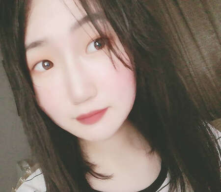 这款修容棒真的很好用哦，很容易上手，修饰鼻子修饰脸型都很便利，货品也完好无暇，没有断的情况！第二天就到了，很惊喜哦