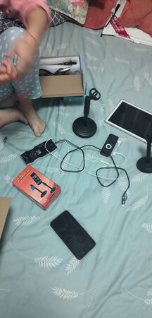 我不是黑子我也不是同行，评价都说好为什么我的就不行我怀疑你们给我发了个残次品有瑕疵的产品忽悠我这个声卡小白我用手机直接唱都比用声卡好听#儿