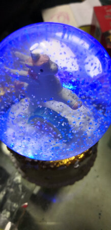 物流还行，包装完整，没有破损，效果还好。孩子很喜欢