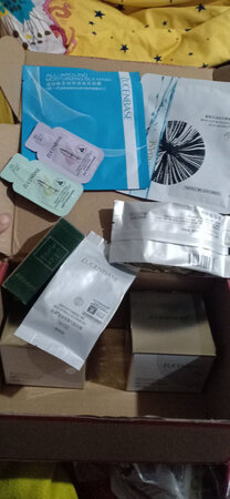 宝贝收到，还没用，不过东西很好，送的东西也不错，喜欢
