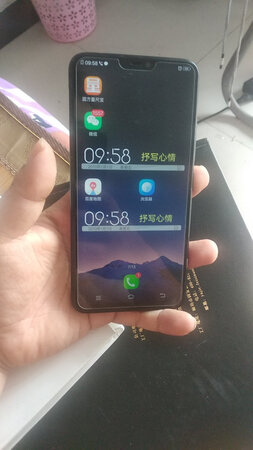 新的一样，以后可以改行修手机了。成就感满满。购买的朋友注意，x21分侧插卡和后插卡的。一会在买个屏幕，把我之前的苹果6和小米都换了。