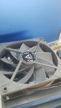 散热效果：很好
产品包装：给力