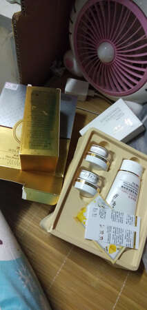 产品收到了，可是包装很散，不是我之前买的那样的盒子！看看吧！