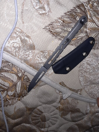 哇刀真的很棒轻巧舒适手感好，而且快递也很给力
客服也很棒，特别耐心聊了好久