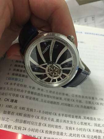 用了几天  真的很nice  质感不错