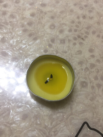 都着不完！质量太差了吧！都燃烧到一半就自动灭了。什么啊！看来还得去实体店买.....