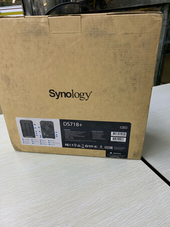 产品性能：内网传输很快，屏蔽做的不错.
兼容性能：主流设备都支持.
外形外观：太好看了，很粗壮.很
产品包装：包装物很好，不过没啥用.
其他特色：没话说吧，用在nas上和内网传输速度稳定在150**/s左右.