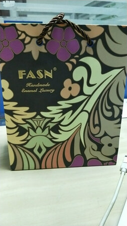 挺快的，非常好，不知道老婆会不会喜欢