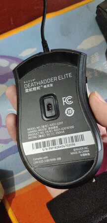 耐用度：看着做工可以，希望能用的久一些
响应速度：非常快，游戏用起来很棒
便携度：小巧便携，不过一般都是家用的
外观颜值：炫酷，满意
舒适度：按键手感回馈良好，满意
其他特色：超过dpi，用起来比较顺手
总体来说，罗技的鼠标用起来还是挺棒的！