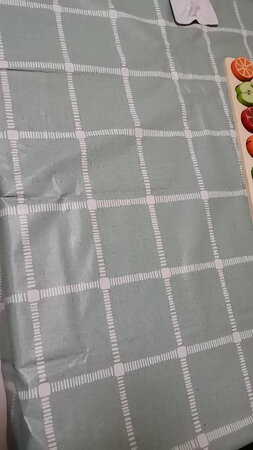 适用场景：餐桌使用
清洁难易：容易清洁，好擦洗
大小尺寸：尺寸合适，真是不错