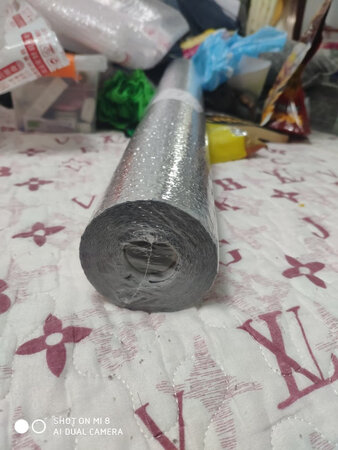 防油纸已经收到。好大一卷，非常满意，价格也很实惠。