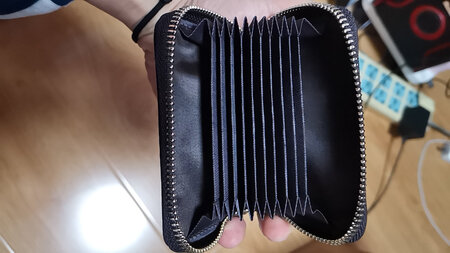 牛皮挺软，质量不错！！！！！