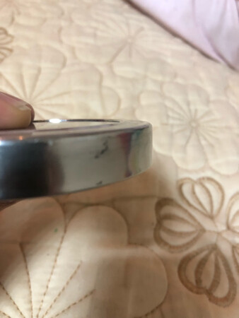 明显的使用过的痕迹，懒得退了