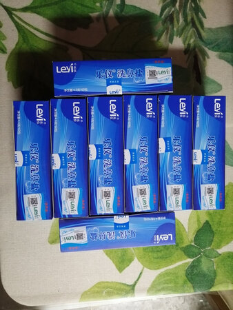 一直用这款洗鼻盐，用着舒服，效果不错。这次看着有活动，直接买了三包六盒，够我用一年的了