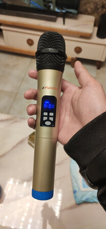 音质音效：音效可以，看电影瞬间有了影院效果
安装难易：安装方便，五分钟搞定
其他特色：客服很专业耐心，点赞！  k歌效果预期好，可以满足家庭娱乐！