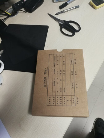 机器有点大气，比较占用地方，外观漂亮，操作比较方便，，京东快递送货****态度很好，，，值得推荐购买。机器有点大气，比较占用地方，外观漂亮，操作比较方便，，京东快递送货****态度很好，，，值得推荐购买。