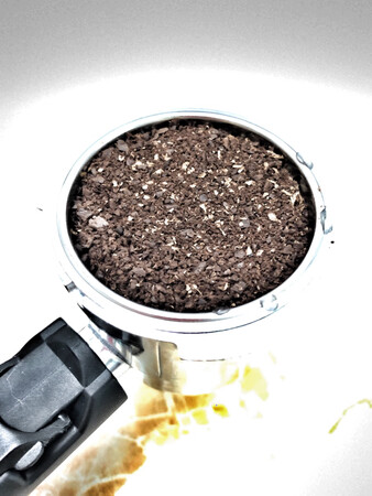 果然还是要咖啡机才做的出油脂，之前用摩卡壶一直做不出来