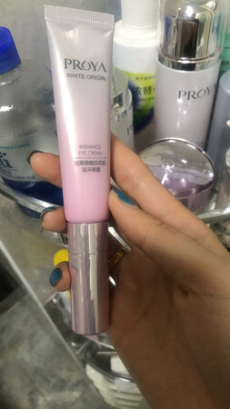 珀莱雅用了好多年，但这个系列第一次用，买了一整套