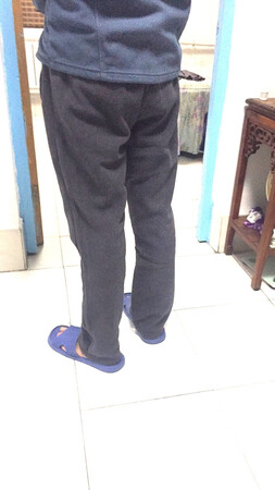 裤子很合适