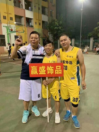 款式上身效果不错，印制也可以，比赛圆满成功，下次有需要在合作，支持