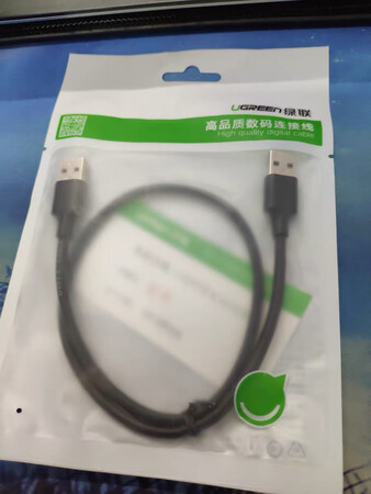 产品质量：一直在用绿联的商品，感觉质量还是不错的，在设备的匹配度方面表现也十分出色，这次买来主要是为电视盒子刷机用 所以没有选择太长，不过够用了。
外形外观：黑色比较耐脏
产品性能：使用十分流畅，传输速度很快
产品包装：包装可以