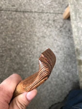 这个不懂为什么有个断口，相比别的齿短了！