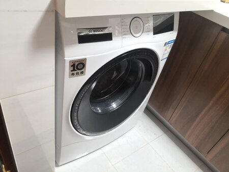 外形外观：美观大气
容量大小：三口之家很合适
尺寸很好，适合小户型，也很美观