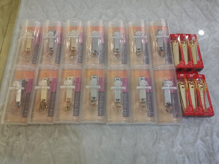 群里组织活动，这款指甲刀被作为纪念奖，大家都很喜欢，小巧精致，用着非常顺手。