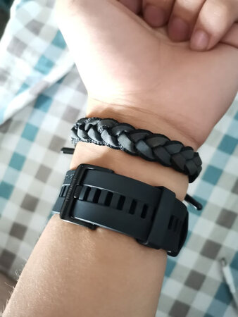 东西已经收到，这个价格还是很划算的，经济实惠，物美价廉，质量非常好。跟卖家描述的完全一致，太阳下反光真的很好看。完全超出期望值，超级划算，性价比高，购物比实体店便宜多了，很满意的一次网购。希望卖家生意越来越兴隆，物流也很快，包装很结实。五星好评，还在犹豫的朋友赶紧下手，良心推荐，真的很不错。