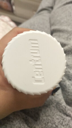 一直在京东上购买产品，吃的用的，物美价廉，赶上搞活动还非常划算，而且第一天购买，第二天就可以准时送达。
这次购买的善存多种维生素片，富含多钟维生素和人体所需的矿物质，每日一次，每次一片，既补充了所需营养又很方便，有需要一定会再来光顾的！