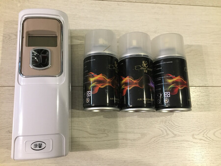 朋友推荐的，颜值高，好！