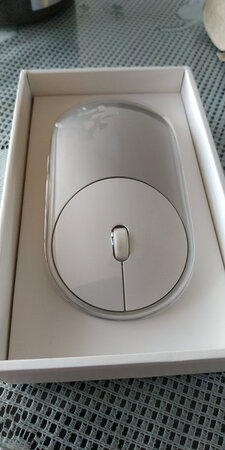 响应速度：好
外观颜值：好
耐用度：好
便携度：好