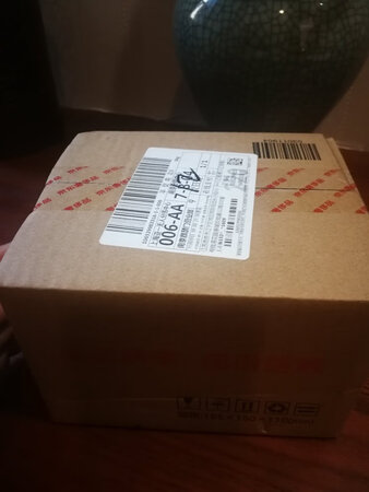 京东的双十一活动真的很给力，这款手表看了很久终于到了理想的价格。快递速度很快，昨天定了今天就送到货，送货到家。
双十一马上来了，购物车里还有京东多款商品，希望11号那天给出惊喜价，立刻可以下单抢购满意的东西了！哈哈?。