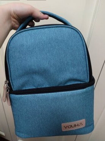 为上班准备的储奶包，在京东看了许多家店铺商品，分别比较了下产品特点，然后根据我自己的需求选择了优合这款背奶包，蓝色也是我喜欢的颜色，背出去也觉得时尚方便，加入购物车有一段时间了，碰上搞活动就入手了。有需要的宝妈们，这款产品物超所值，值得入手哦。