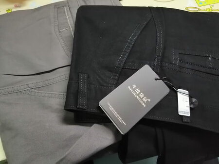 裤子已经收到了，客服态度很好，看起来也很舒服