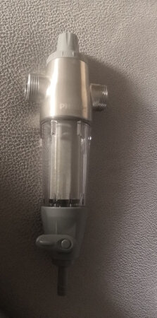 京东物流快，眼务好，飞利浦前置过滤器做工好，有重量还未安装。