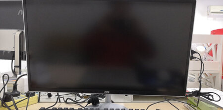 性能配置：性能还不错
运行速度：速度比较快