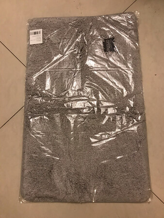 外地调货，速度还是很快的，实物与描述一致。