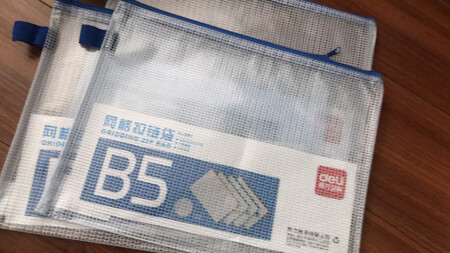 做工质感：一般般。味道大……
尺寸大小：想要的大小～