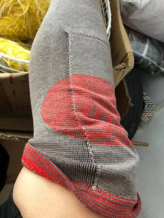 物流公司服务态度很好，运送速度很快，很满意的一次购物