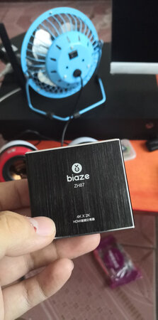 终于Xbox能听到声音了，我用的是显示器，不带喇叭，Xbox又没有单独的音频插口，只好买这个了，插上的瞬间，我泪流满面，几个月了终于能听个响了，电流声很小，放开声音根本听不见，反正我很满意！