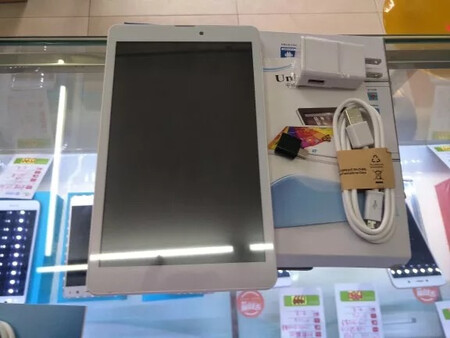 收到货已经使用了一段时间了，效果非常的棒，非常的满意，运行速度非常的快，是看电影，打游戏的好帮手，用起来一点都不卡壳。非常非常的满意，比实体店买的更划算。店家服务态度很好，包装很好，快递很给力，非常的满意，已经推荐给同事朋友了，满意满意满意，非常的满意。