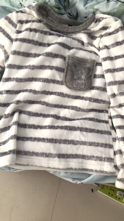 特别舒服，料子很柔软，也特别好看，大小正好