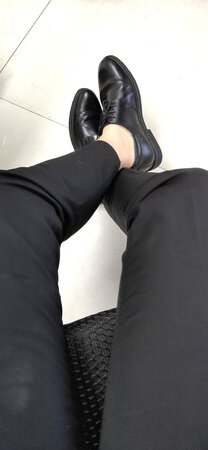 裤子的质量很不错，有一点沾灰???