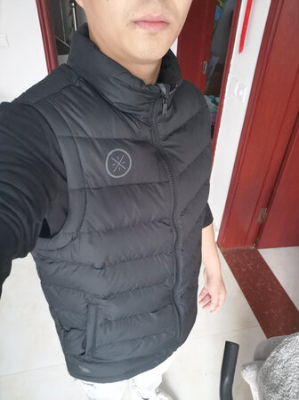 有型，质量可以，穿上很暖和，176mm,136斤，L码。李宁的忠实粉丝