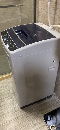 洗净效果：声音还比较轻，因考虑地方大小只能买了翻盖的，外观轻盈，洗涤操作简便